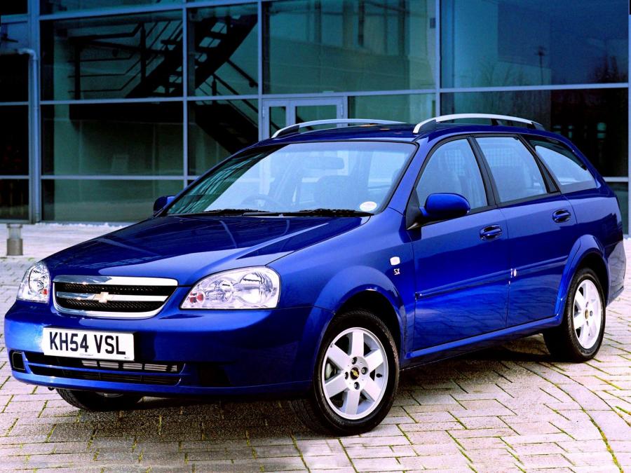  Chevrolet Lacetti Wagon SX 2004 года  (UK) (фото 3 из 10)